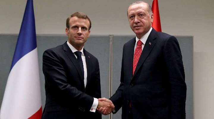 Erdoğan, 'hadsiz' ve 'edepsiz' dediği Macron'u arayıp tebrik etti