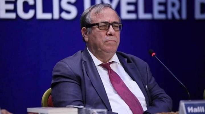 Eski Sağlık Bakanı hayatını kaybetti