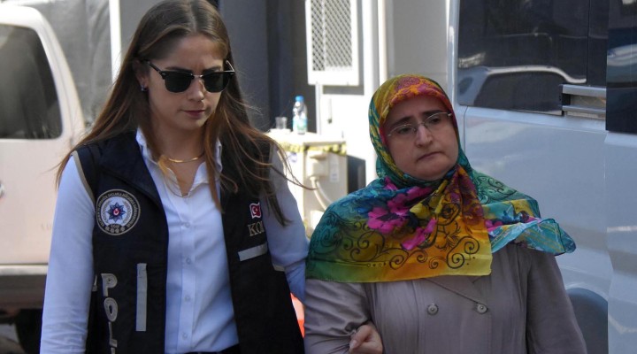 FETÖ'nün Türkiye imamının kızı İzmir'de tutuklandı