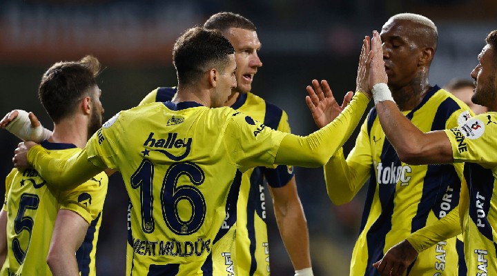 Fenerbahçe Başakşehir'i rahat geçti