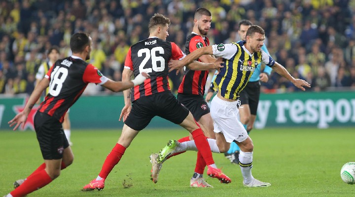 Fenerbahçe şov yaptı, lider çıktı!