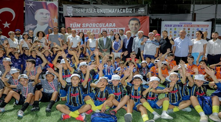 ‘Ferdi Zeyrek' U-12 Cup'ta şampiyon çocuklar!