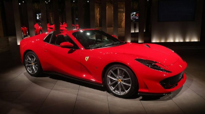 Ferrari'nin son bombası 8 milyon değerinde