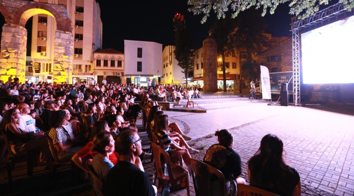 Filenin Sultanları yarı final heyecanı Efes Selçuk’ta yaşandı!