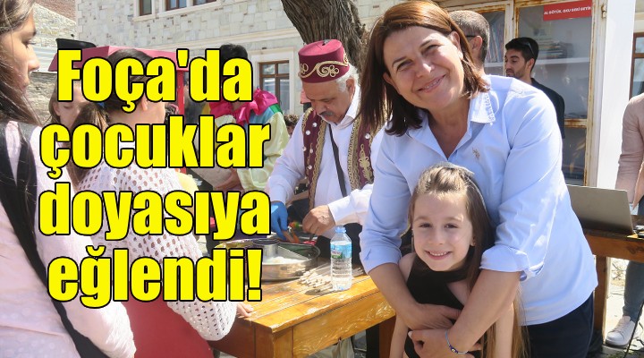 Foça'da çocuklar doyasıya eğlendi!