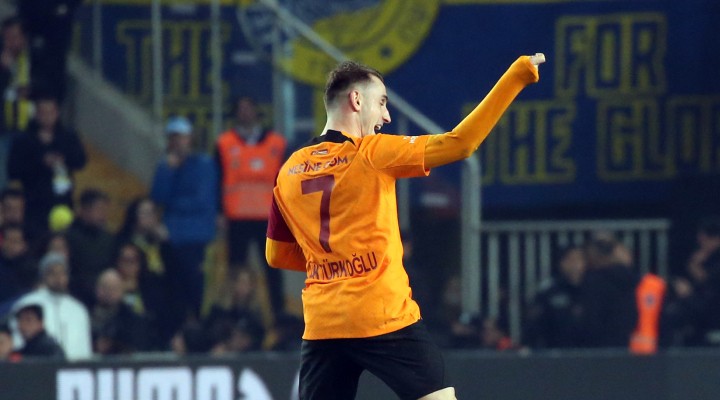 Galatasaray, Kadıköy'de Fenerbahçe'yi dağıttı