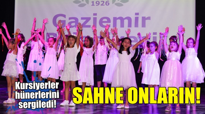 Gaziemir'de sahne Yaz Okulu kursiyerlerinin!