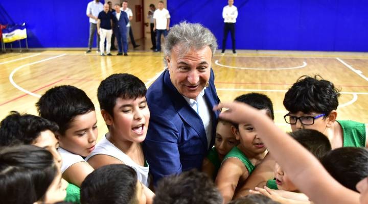 Geleceğin basketbolcuları Bornova'da yetişiyor