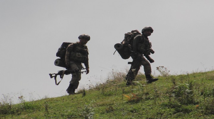 Giresun'da terörist sığınakları imha edildi