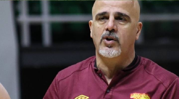Göztepe Erkek Basketbol Takımı, başantrenör Rüçhan Tamsöz'in sözleşmesini uzattı