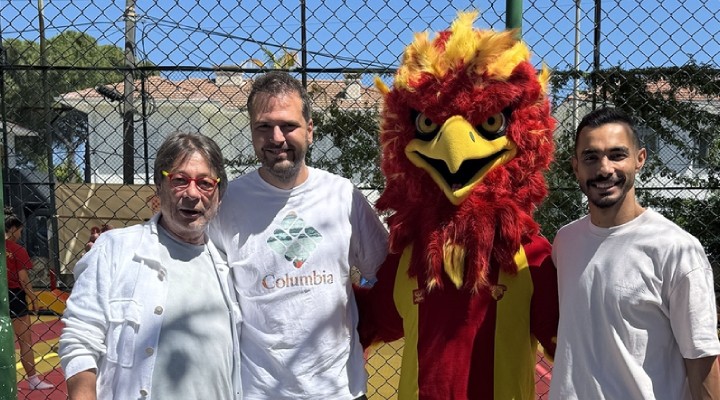 Göztepe Onursal Başkanı Mehmet Sepil öğrencilerle buluştu
