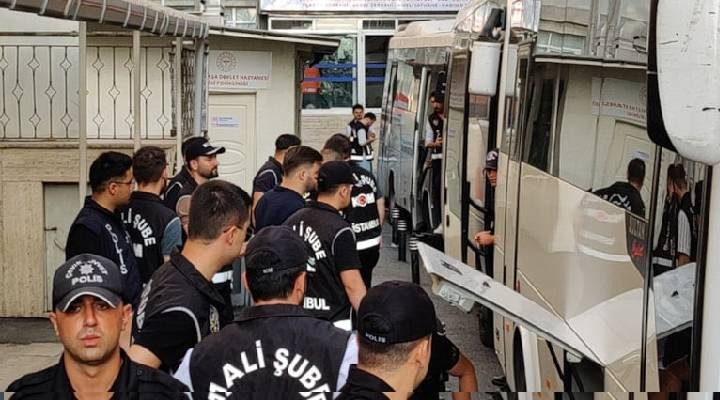 İBB soruşturmasında 24 kişi adliyeye sevk edildi