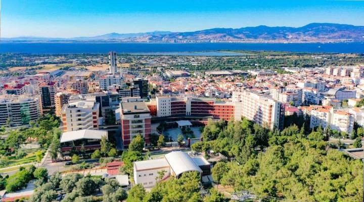 İEÜ'nün TÜBİTAK gururu: 5 proje, 5 destek