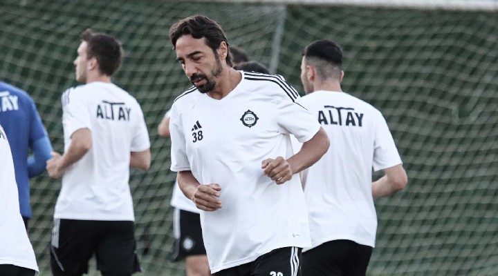 İbrahim Öztürk futbolu bıraktı