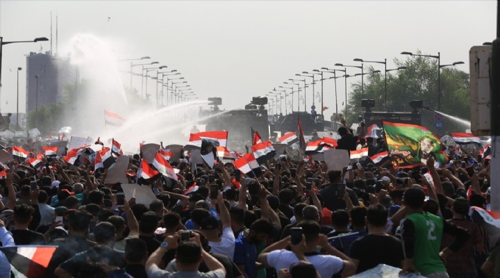 Irak'ta göstericilere ateş açıldı: 16 ölü!
