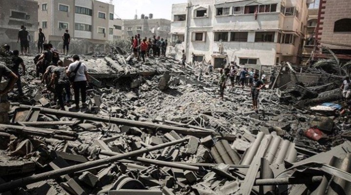 İsrail Gazze'yi vurdu: Onlarca yaralı var!