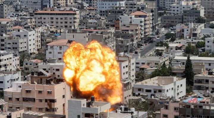 İsrail Gazze'yi vurdu, dev maç iptal edildi