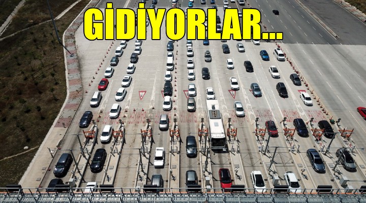 İstanbul-Bursa-İzmir Otoyolu'nda araç yoğunluğu; havadan görüntülendi