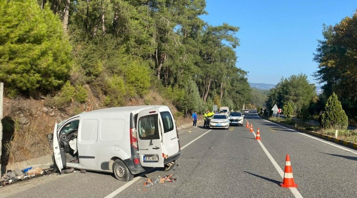 İstinat duvarına çarptı: 2 çocuk can verdi!