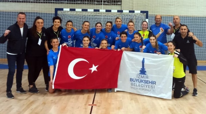 İzmir Büyükşehir Avrupa'da çeyrek finalde