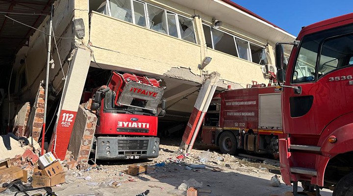İzmir Büyükşehir ekipleri Hatay'da arama kurtarma çalışmalarına devam ediyor