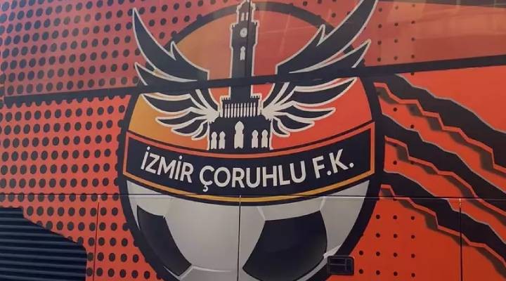 İzmir Çoruhlu FK'da 8 isim gitti