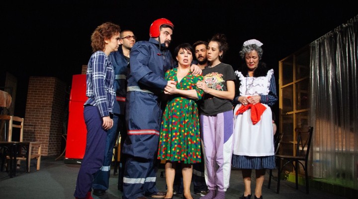 İzmir Şehir Tiyatroları’na 8 ödül birden!