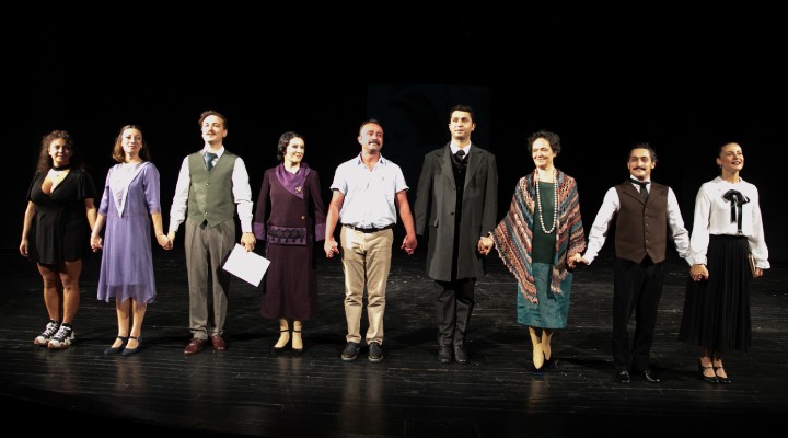 İzmir Şehir Tiyatroları'ndan Bedia Muvahhit'e özel gösterim!