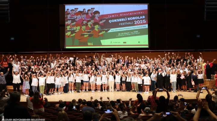 İzmir Uluslararası Çoksesli Korolar Festivali'nde muhteşem final