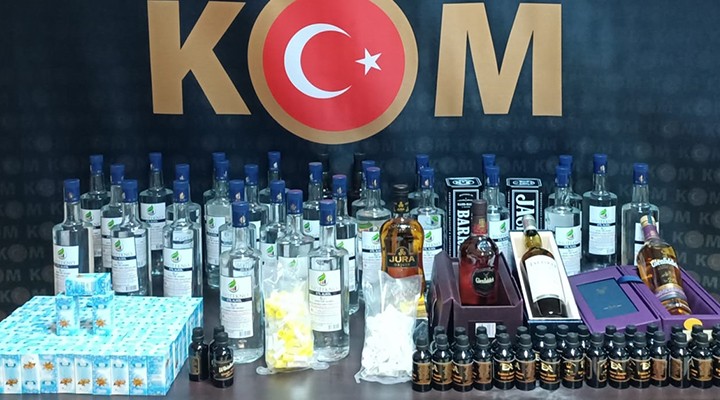 İzmir'de 22 litre etil alkol ele geçirildi