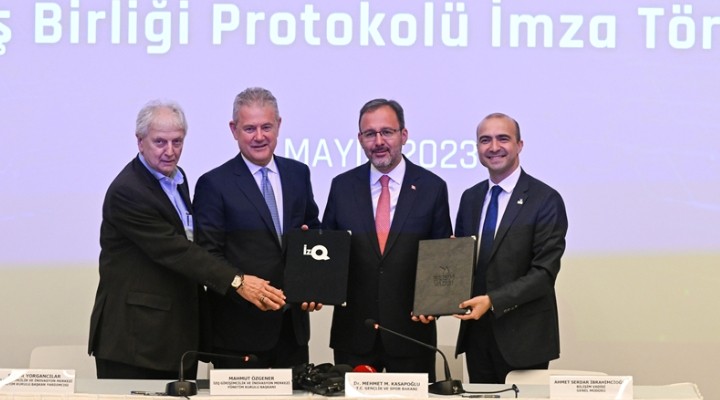 İzmir'de ''İzQ ve Bilişim Vadisi İşbirliği Protokolü'' imzalandı!