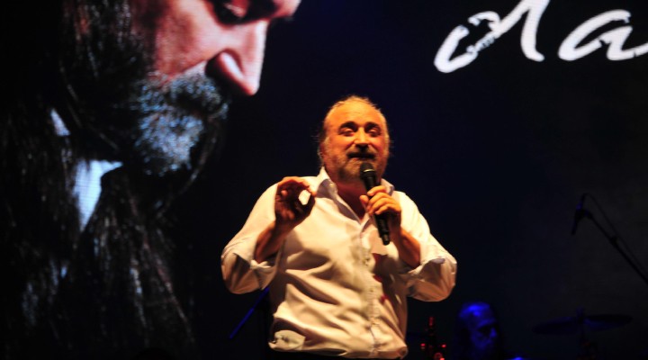 İzmir'de Volkan Konak konseri