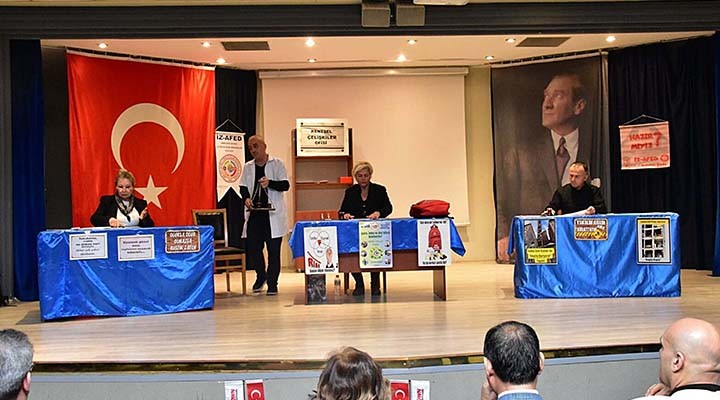 İzmir'de afet bilinci eğitimi tiyatroyla buluştu