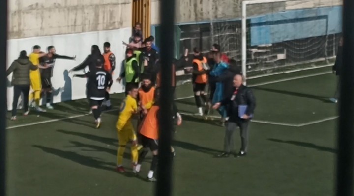 İzmir'de amatör maçta kavga... 3 futbolcu yaralandı