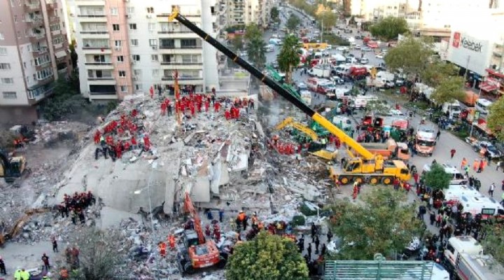 İzmir'de can kaybı 98'e yükseldi!