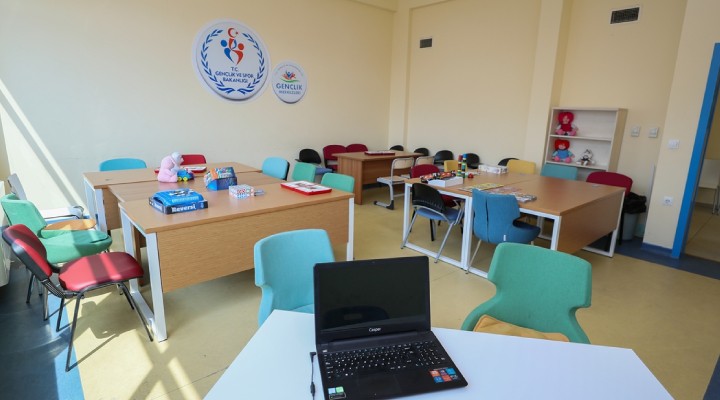 İzmir'de çocuk görüşme merkezi hizmete girdi
