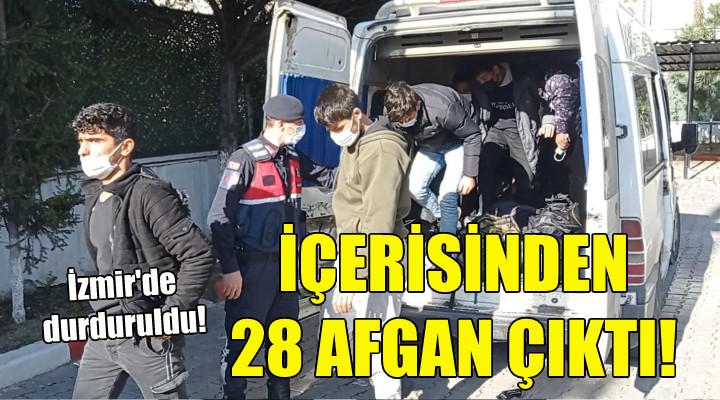 İzmir'de durduruldu... İçerisinden 28 kaçak Afgan çıktı!