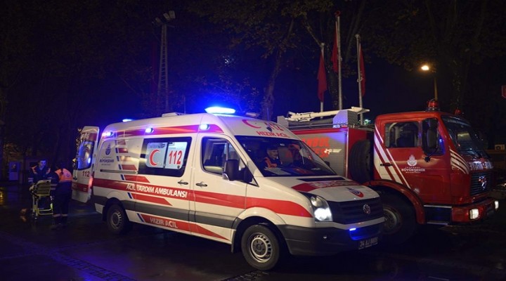 İzmir'de feci kaza: 5 yaralı!