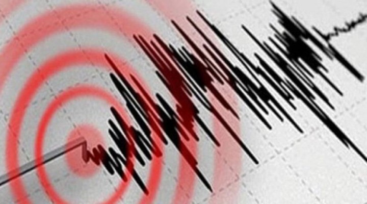 İzmir'de korkutan deprem