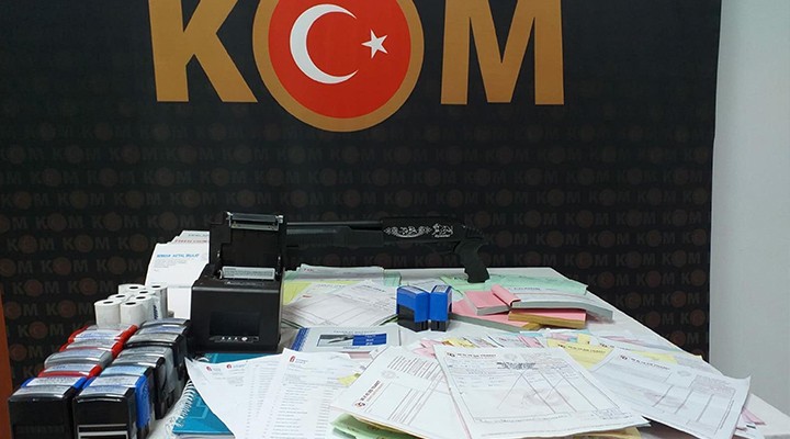 İzmir'de naylon fatura operasyonu