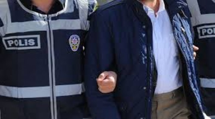İzmir'de 42 gözaltı