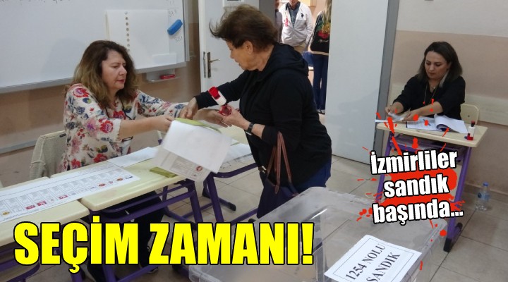 İzmir'de seçmenler oy kullanmaya başladı