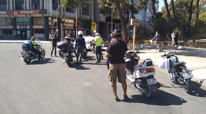 İzmir polisinden motosiklet denetimi!
