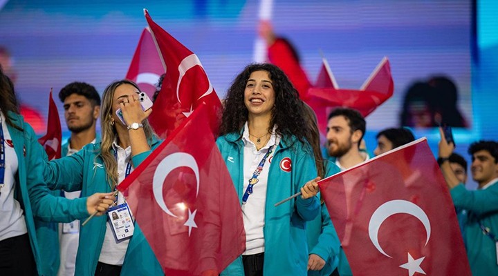 İzmirli 5 sporcu ay-yıldız için ter döküyor