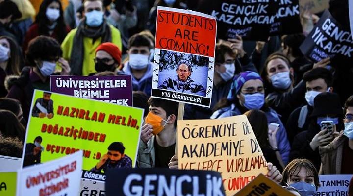 Kadıköy'de yürüyüş 7 gün süreyle yasaklandı