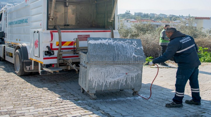 Kadınlar Denizi mahallesi köşe bucak temizlendi