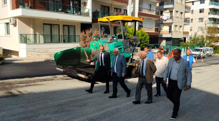 Karabağlar'da asfalt çalışmaları tam gaz!