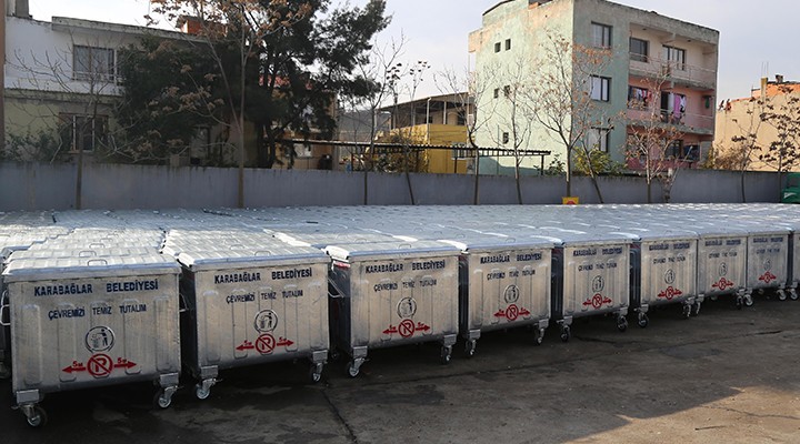 Karabağlar'da konteynerler yenileniyor