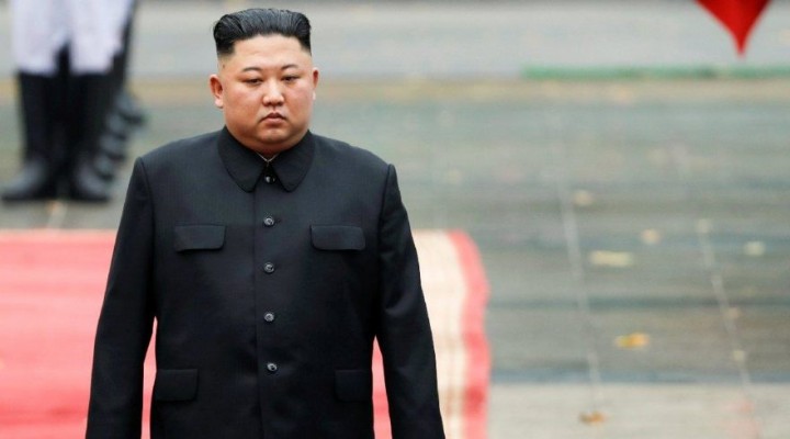 Kim Jong-un Eğitim Bakanı'nı idam ettirdi!