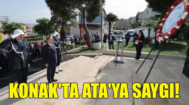 Konak'ta Ata'ya saygı!